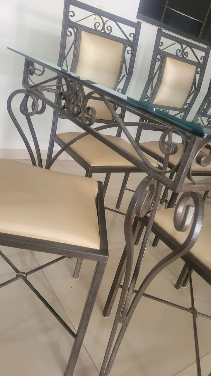 Mesa jantar em ferro artesanal 8 cadeiras - Foto 2
