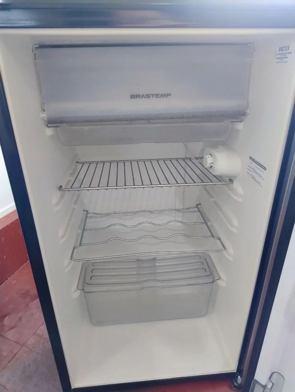 Frigobar Brastemp 120 litros - Inox - Foto 2
