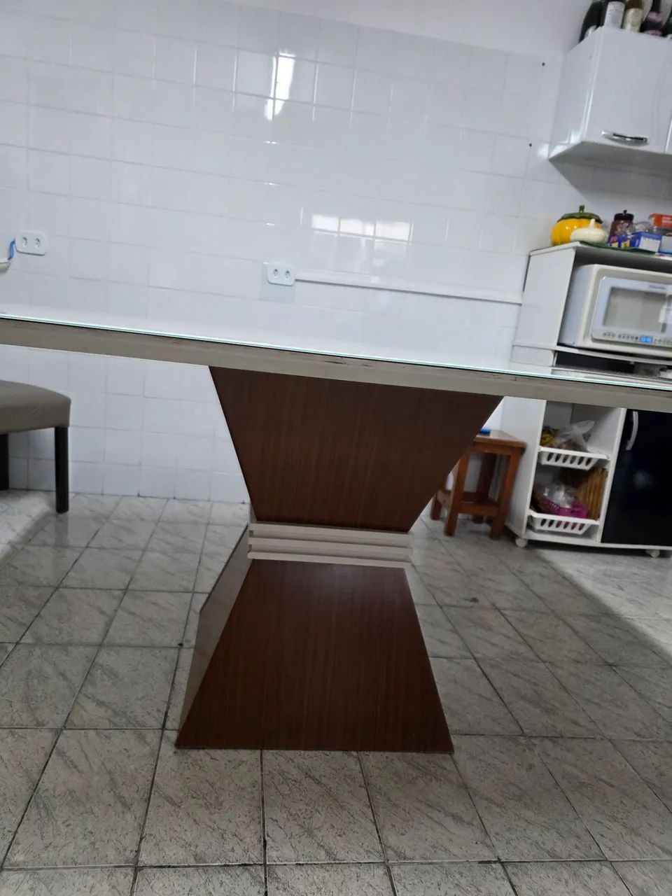 Mesa MDF 8 lugares com Tampo de Vidro  - Foto 2