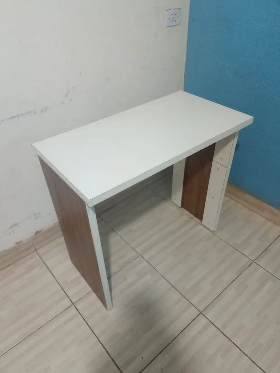 Mesa para notebook USADA conservada  - Foto 3