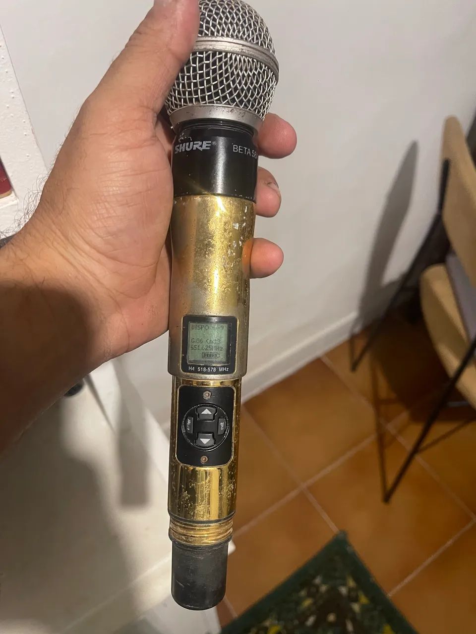 Microfone bastão Shure UR2 ( LEIA O ANÚNCIO)
