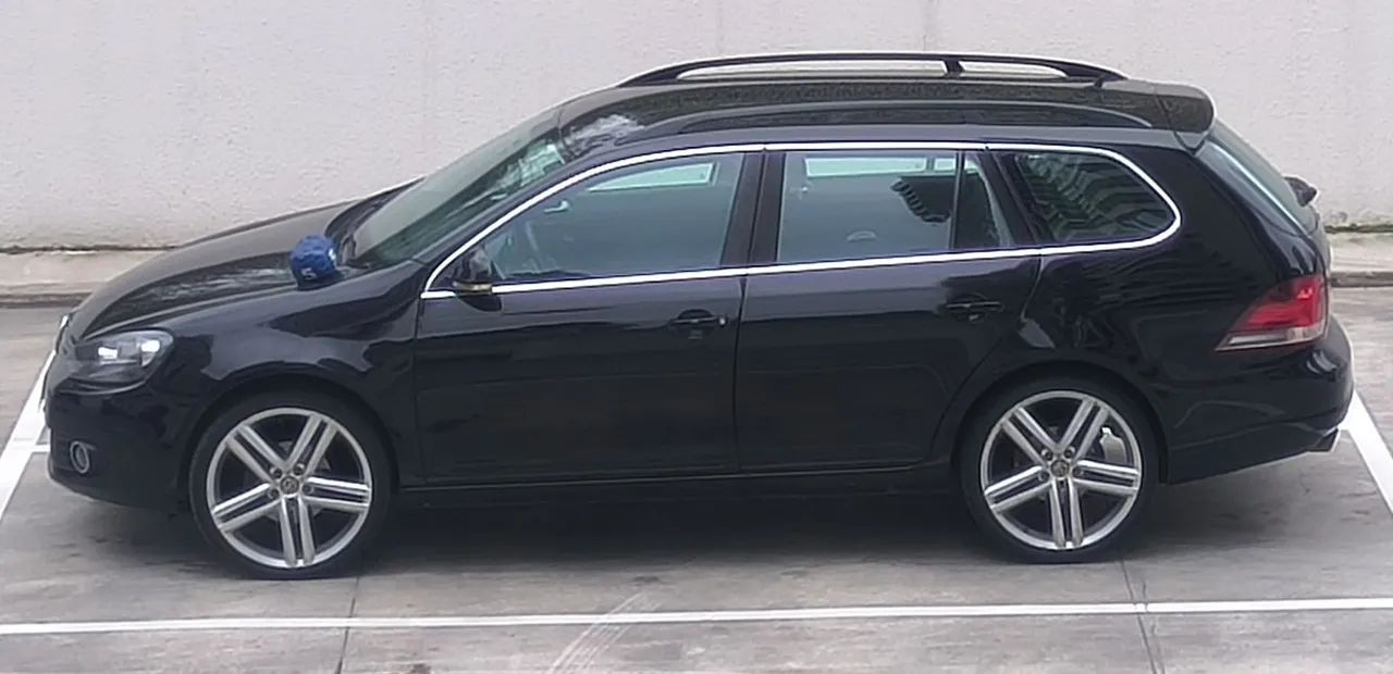 Volkswagen Jetta JETTA Variant 2.5 20V 170cv Tiptronic 2011