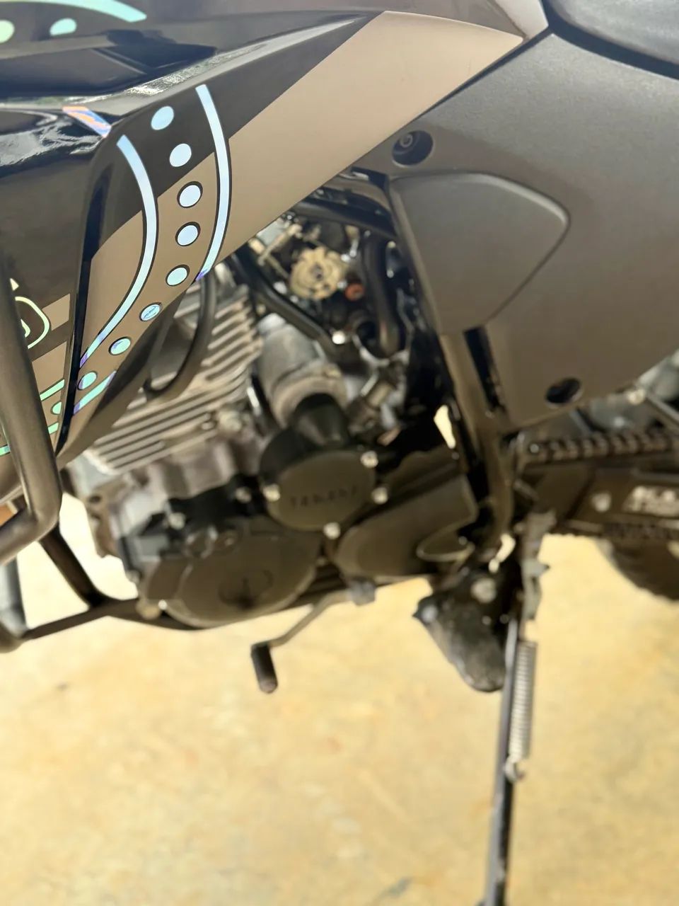 YAMAHA LANDER 250 2024 - PRATICAMENTE ZERO / MOTO DE GARAGEM - Foto 4
