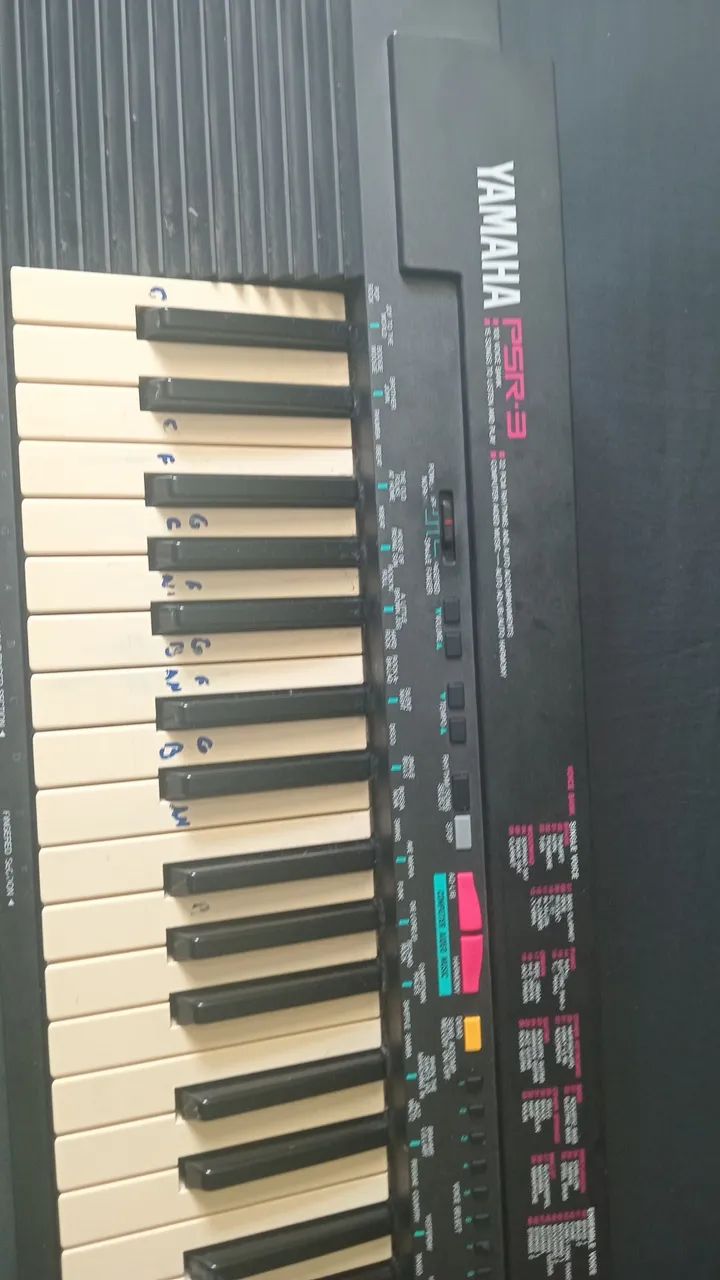 Teclado Yamaha PSR-3 - Foto 3