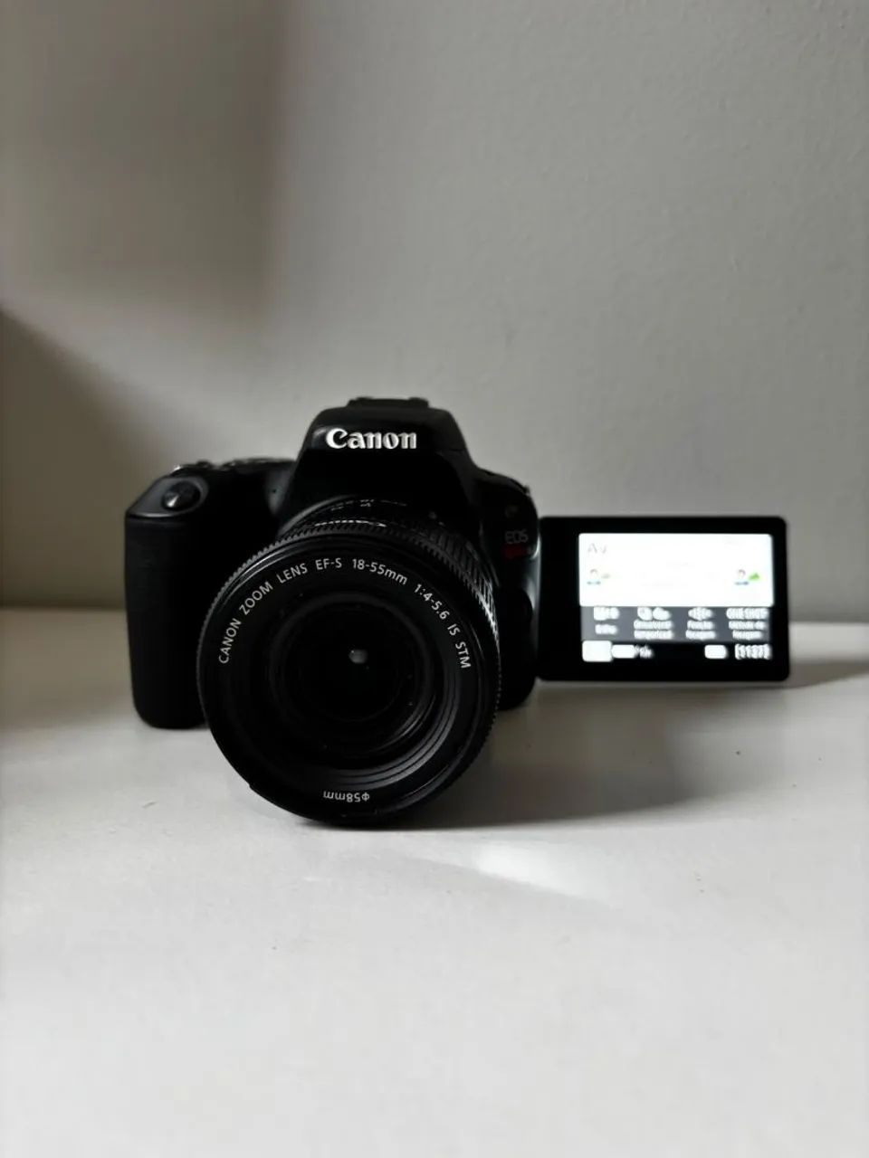 Canon SL2