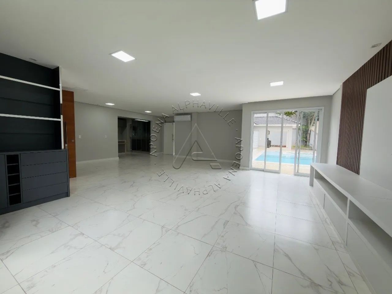 CASA TERREA A VENDA COM 3 SUÍTES NO TAMBORÉ - Foto 2