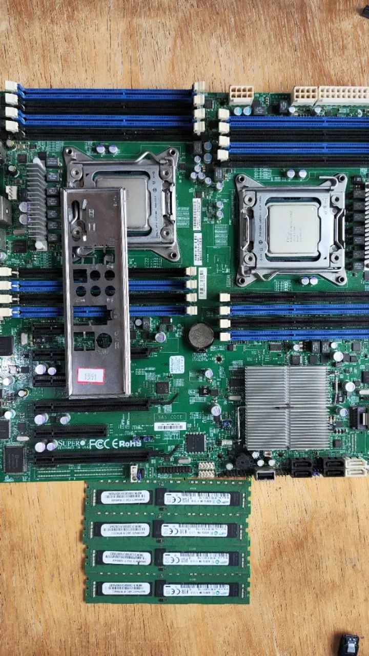 Kit Supermicro X9DAi 2 Xeon E5-2620 V2 32GB ECC DDR3