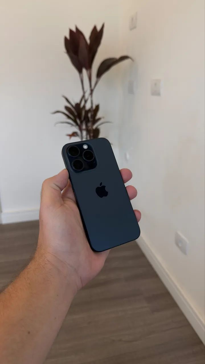 iPhone 15 pro 128gb azul titanium 