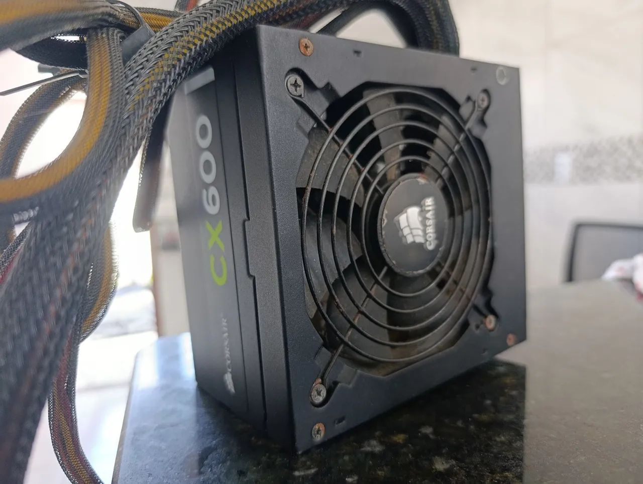 Troco Fonte Corsair 600W - Foto 2