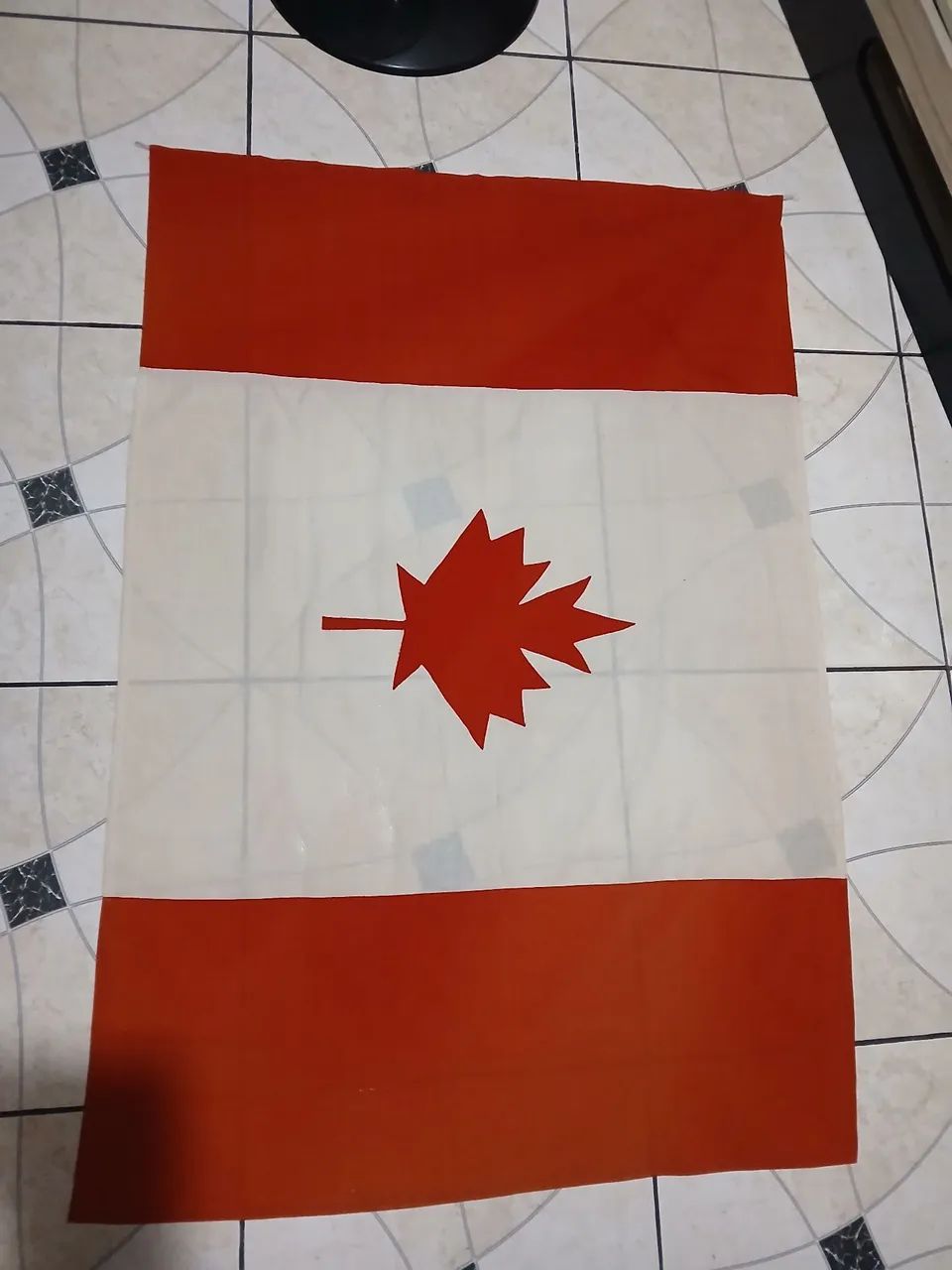 Bandeira dos países Alemanha e Canadá ?  - Foto 2