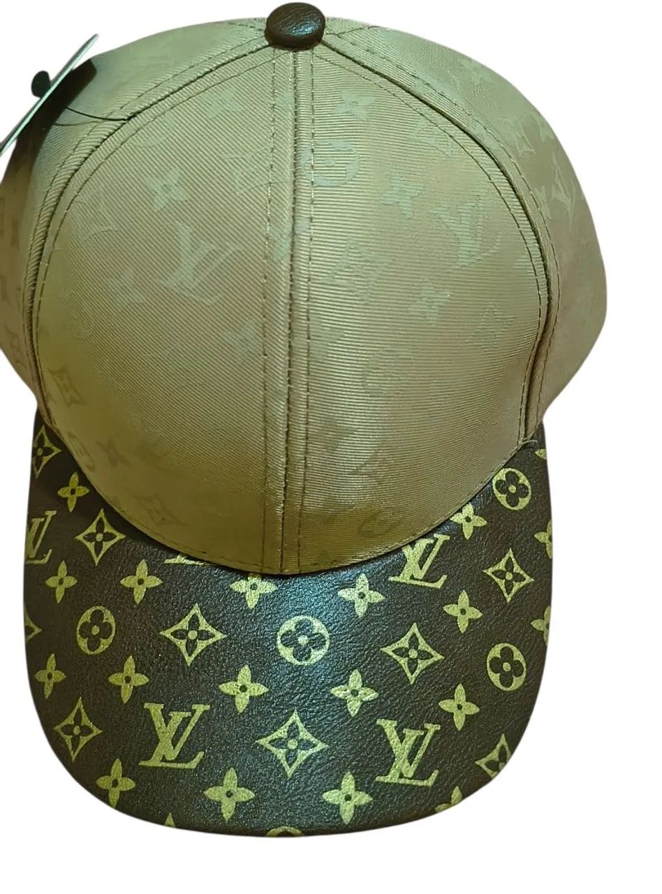 Boné Louis Vuitton Marrom Novo 
