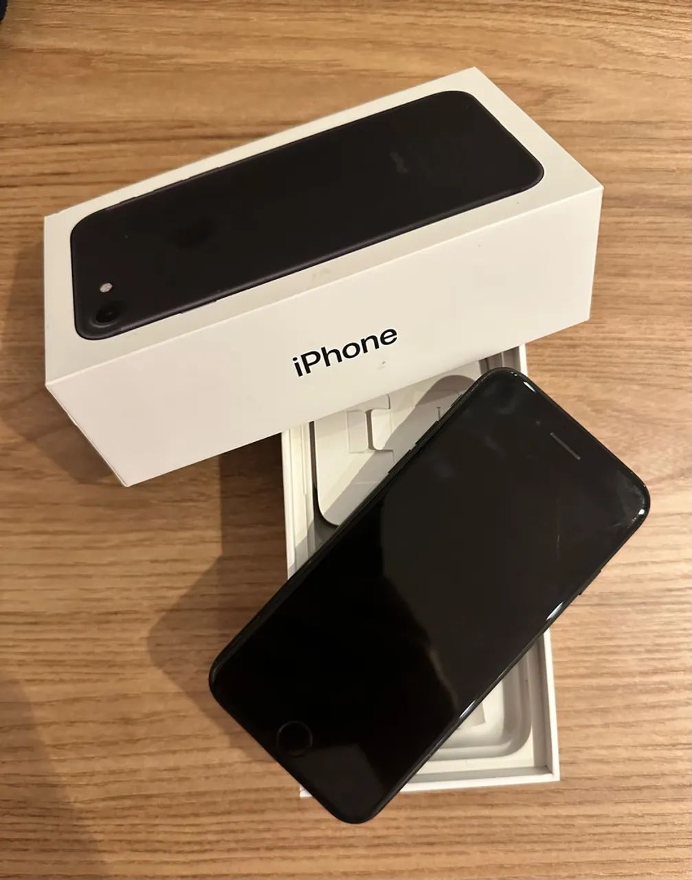 iPhone 7 32GB Preto Apple com Caixa Original - Excelente Estado