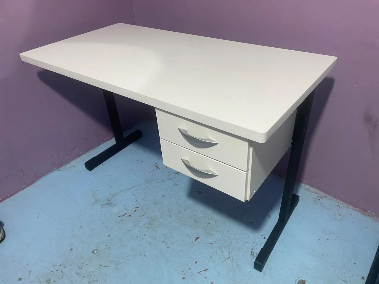 Mesa branca escrivaninha 