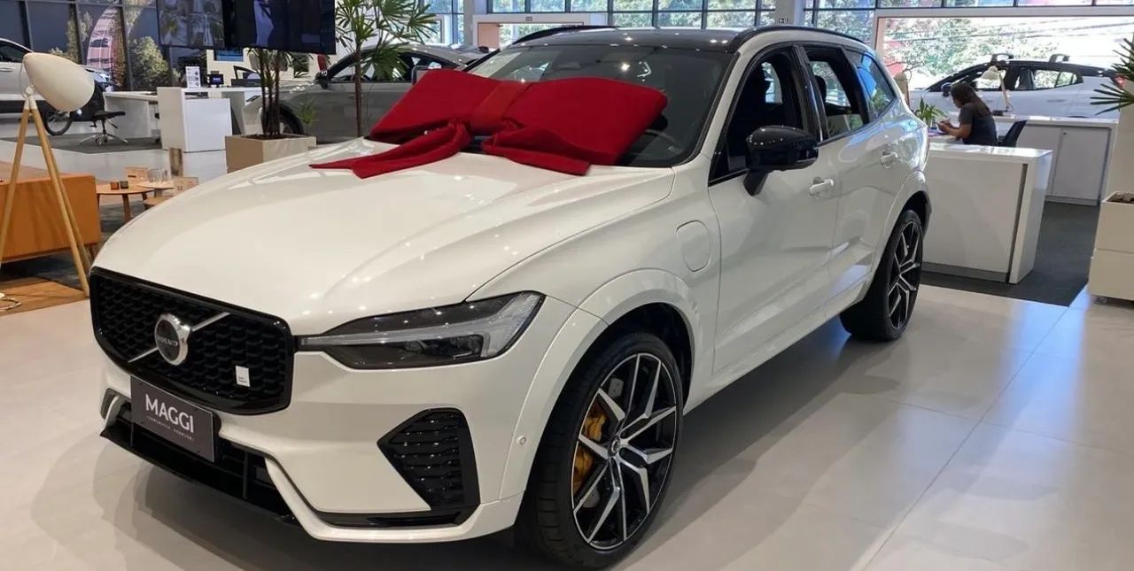 Volvo XC-60 T-8 Polestar 2.0 4P Híbrido 2022 - Foto 2