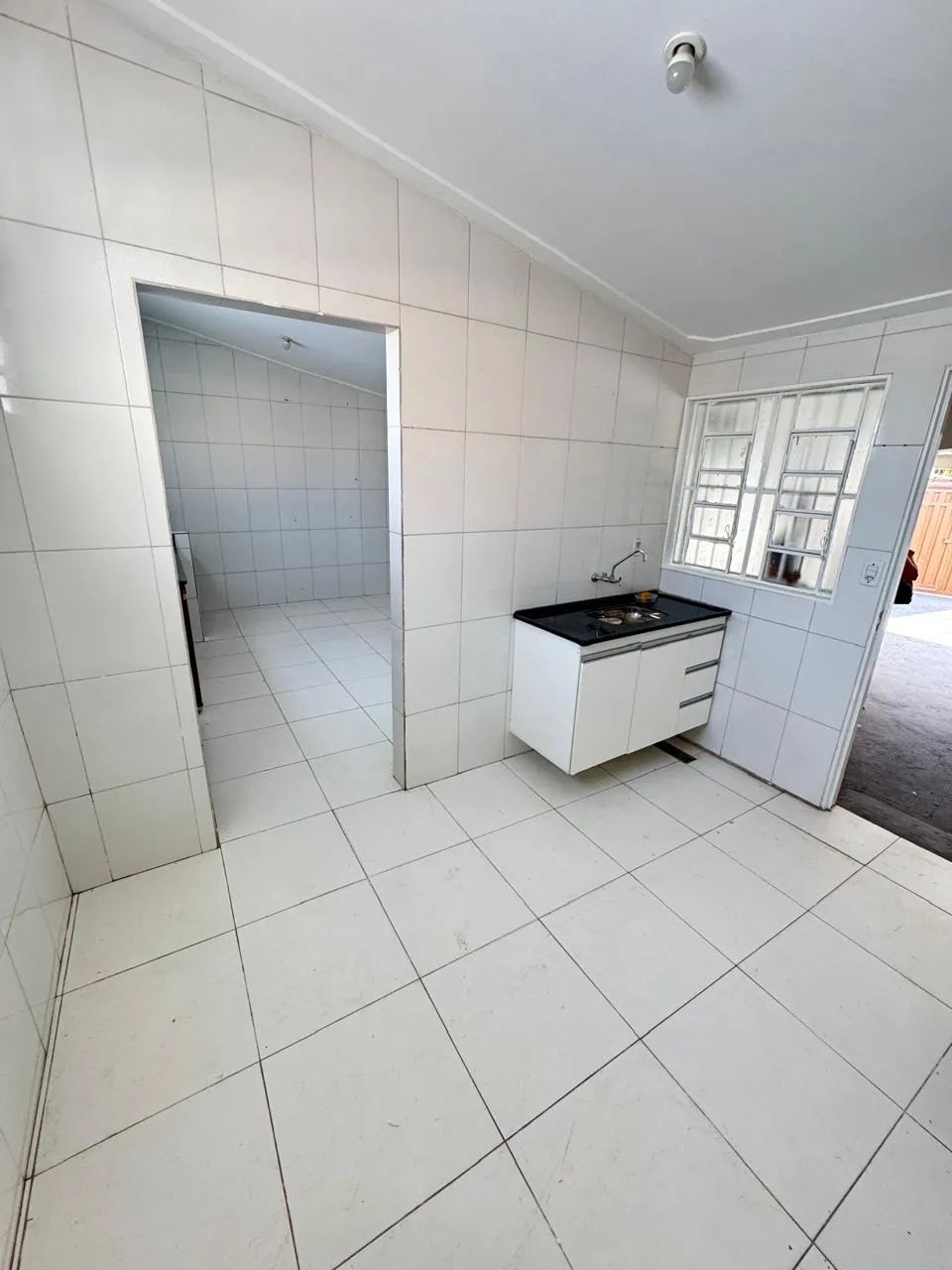 kitnets para locação - bairro Poção - Foto 2