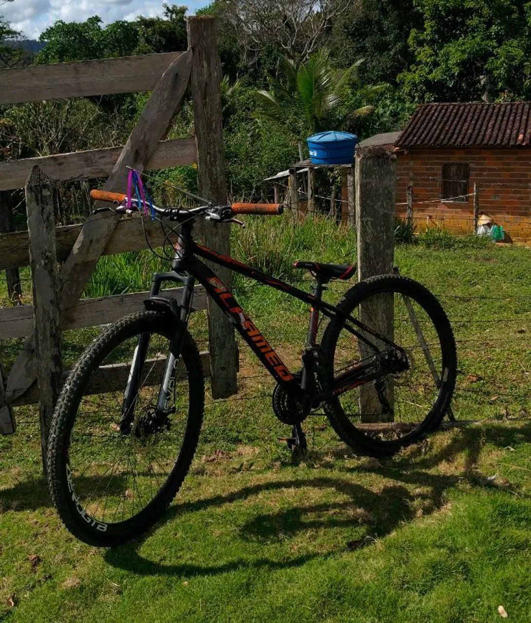 Bicicleta bem conservada a venda  - Foto 2