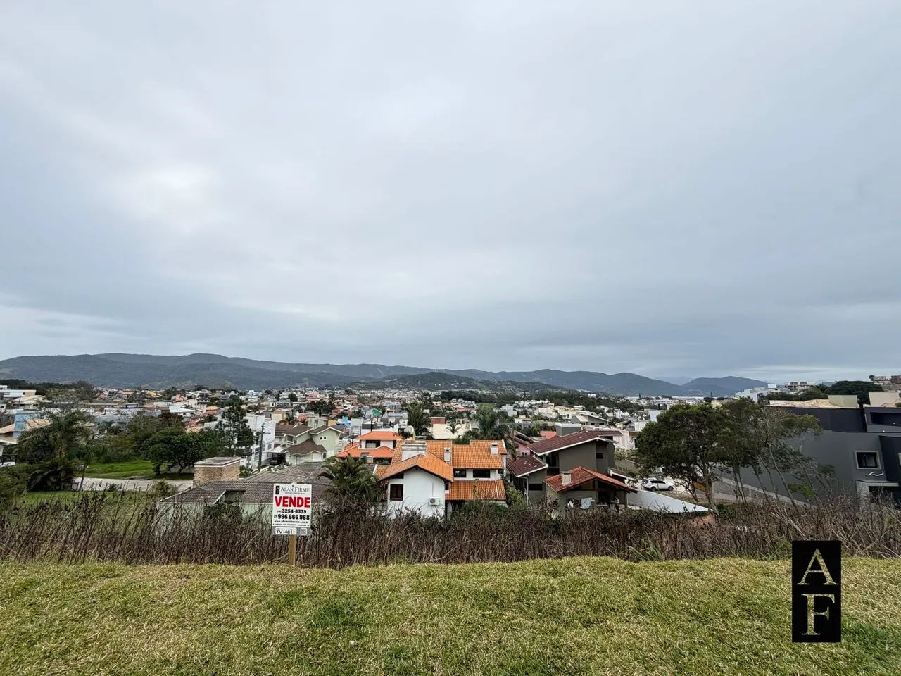 Terreno à venda no bairro Centro - Garopaba/SC - Foto 3