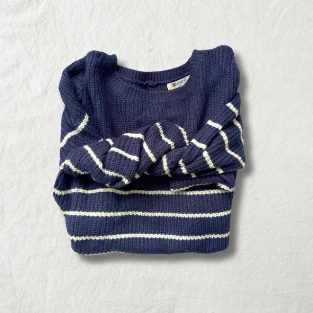 Blusa de lã listrada com trançado ajustável nas costas - Foto 3