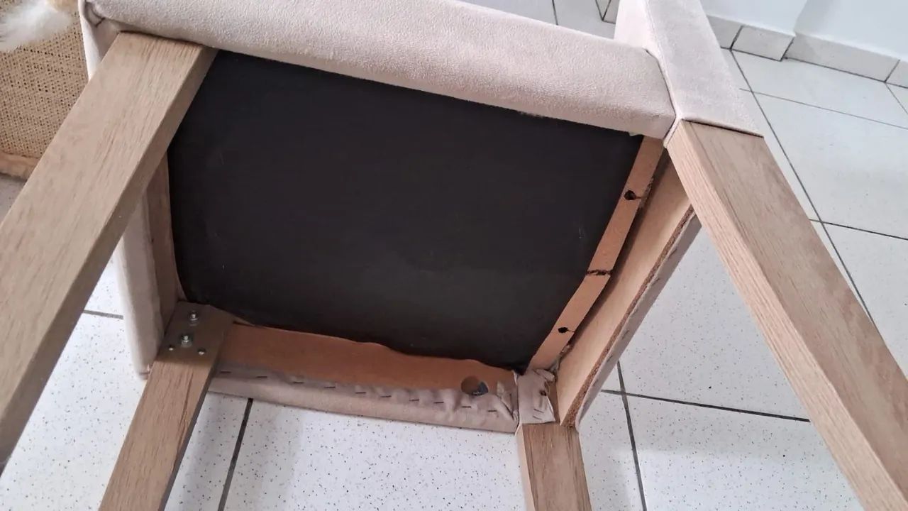 Cadeira com defeito  - Foto 5
