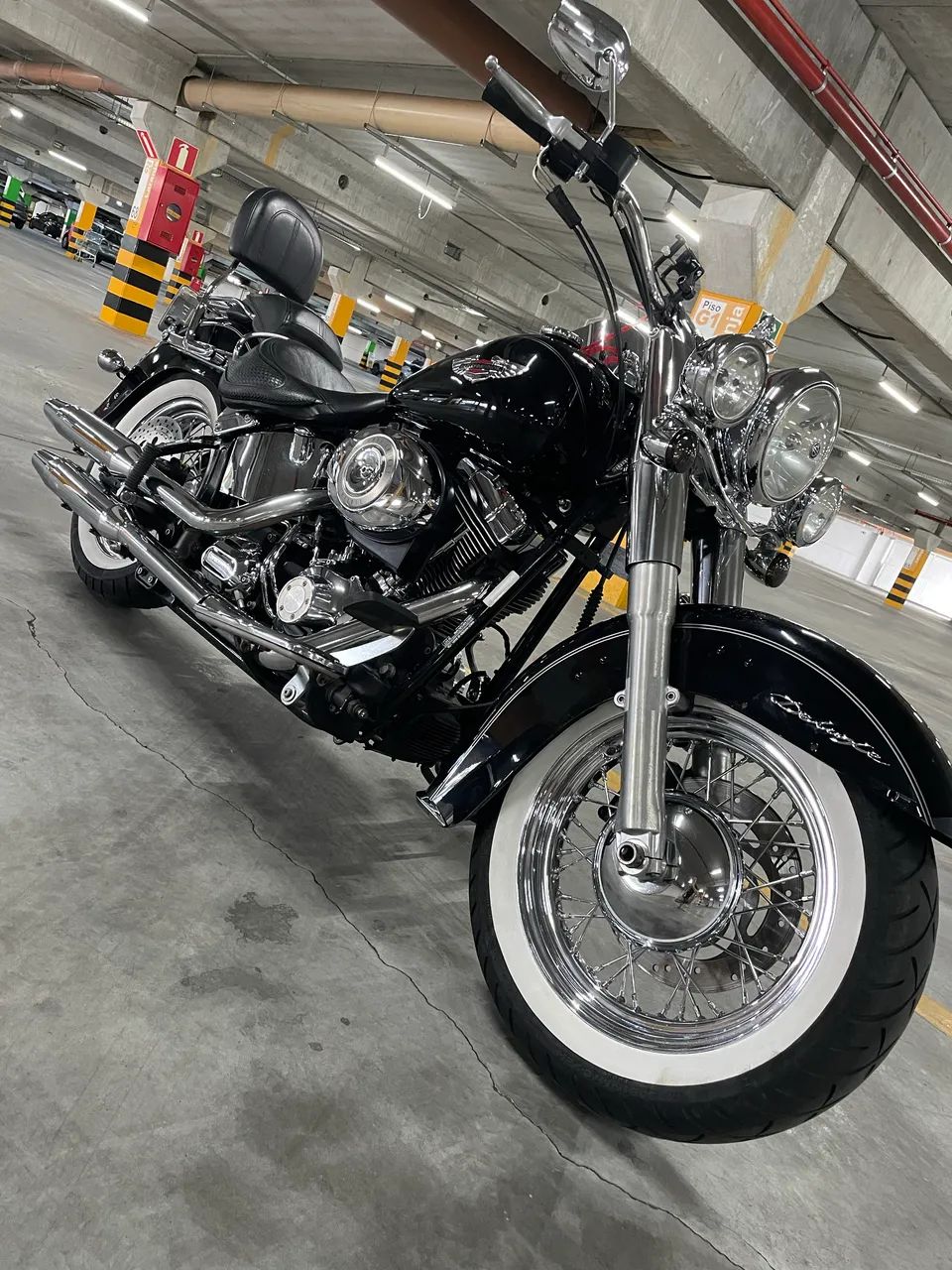 Harley Davidson Deluxe  - Foto 3