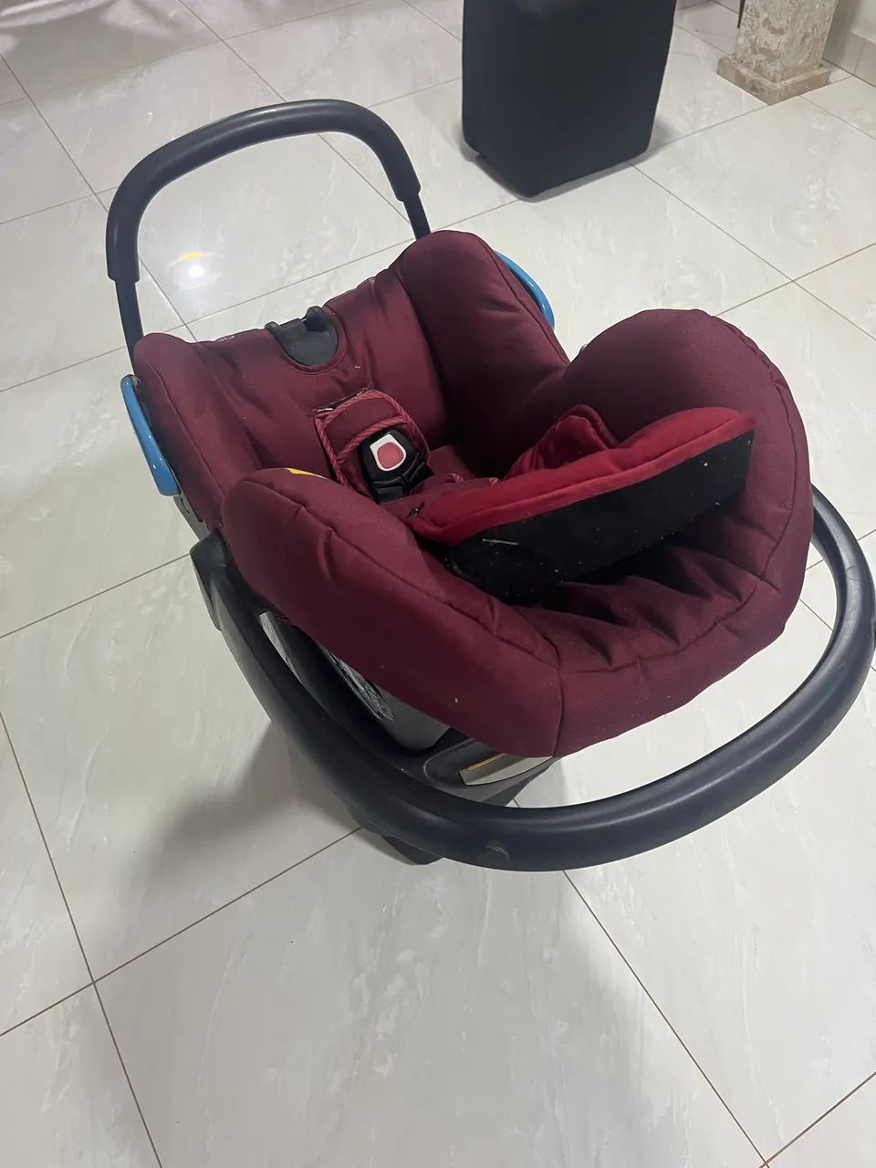 Vendo bebê conforto Maxi Cosi Citi - Foto 2