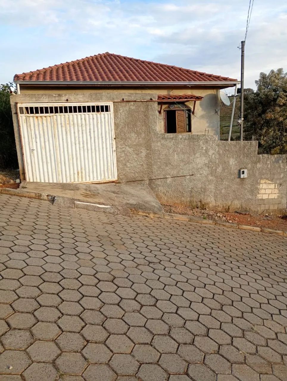VENDE-SE CASA EM DESTERRO DE ENTRE RIOS 