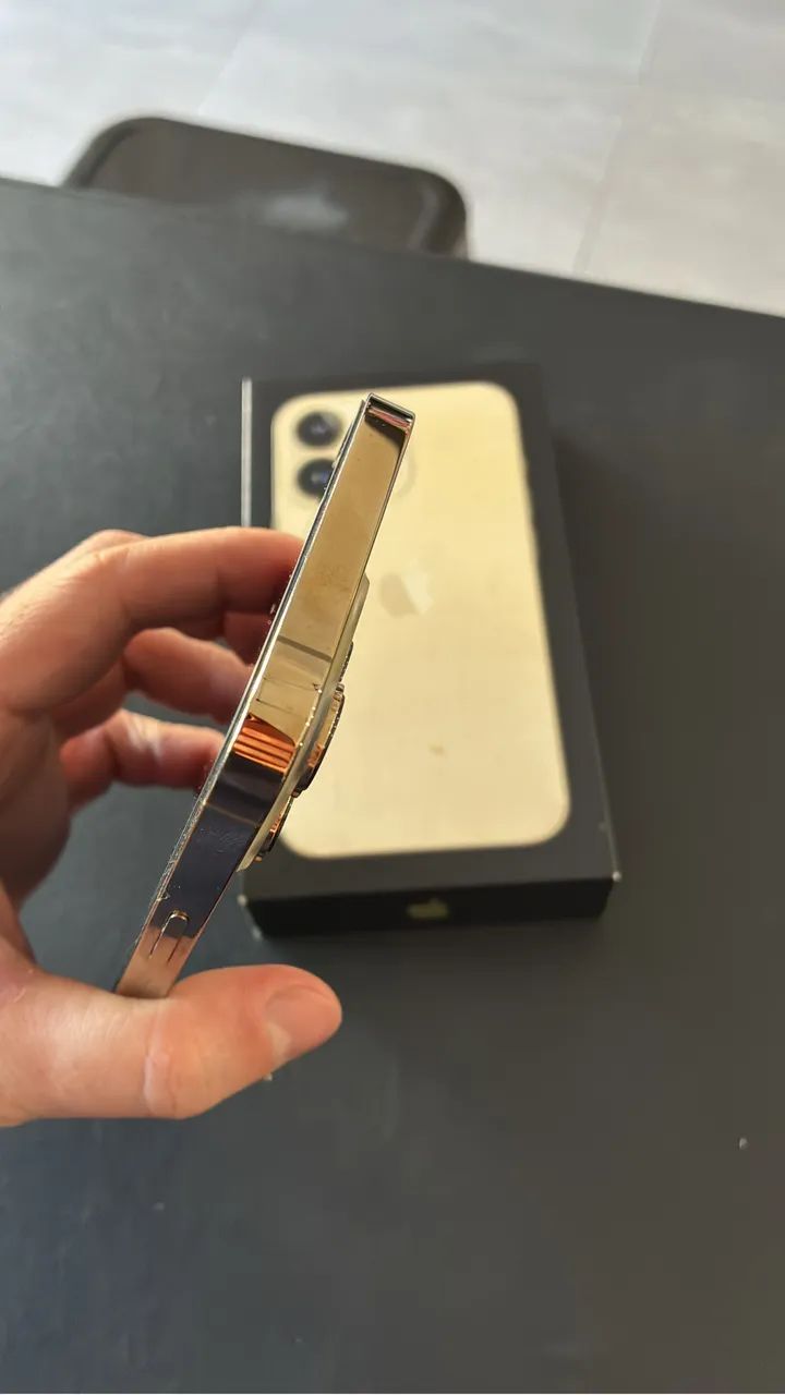iPhone 13 Pro Gold - Foto 3