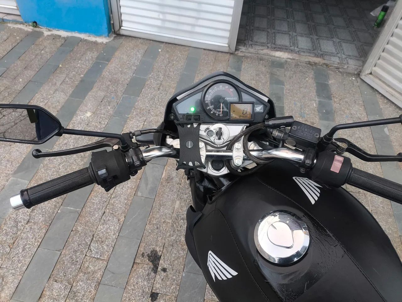 Honda - CB300 (Semi-nova) - Foto 4