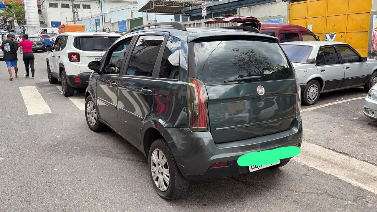 Fiat Idea Attractive 1.4 Fire Flex 8V 5P 2014 - Foto 2