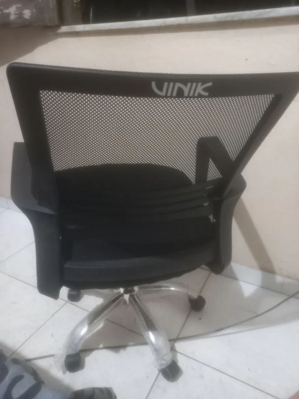 Cadeira  giratória com defeito  - Foto 3
