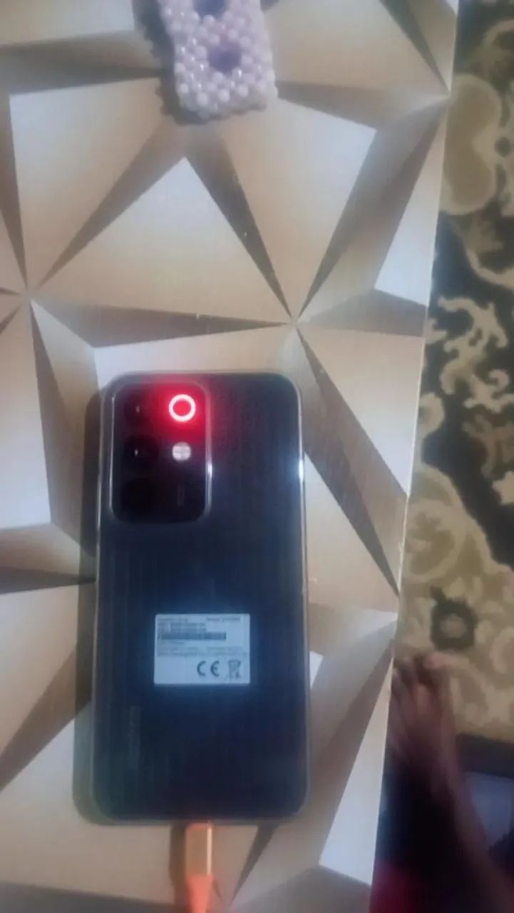 Realme C85   - Foto 2