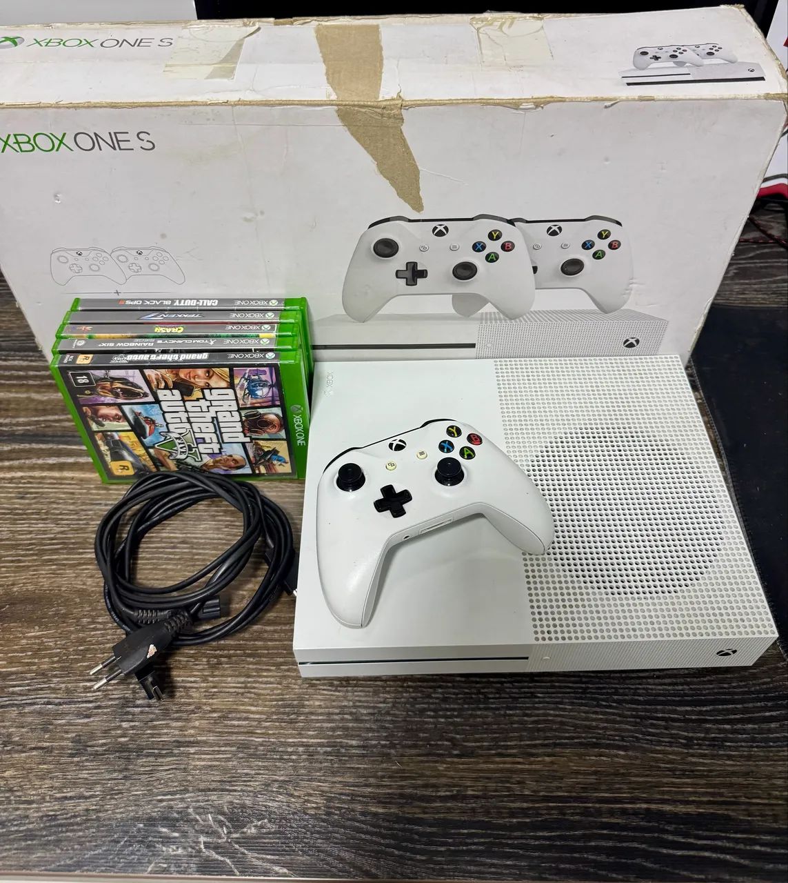 Vendo Xbox one S 1tb