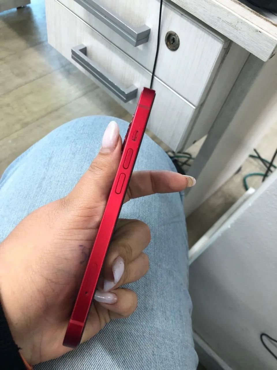 iPhone 13 128gb red  - Foto 4