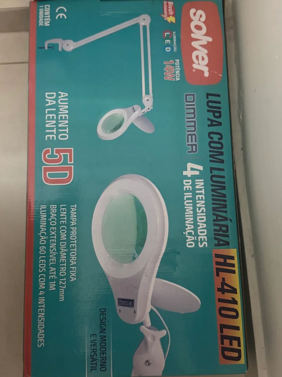 Lupa com Luminária para estética 