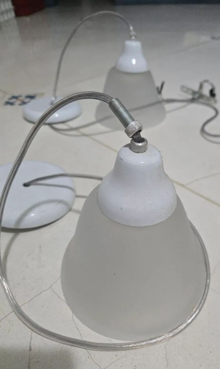 Conjunto de 4 pares de luminárias distintas - Foto 2