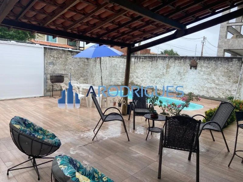 Casa de 3 quartos em condomínio para locação em Arembepe: 1 suíte, 1 sala, 2 banheiros, 2