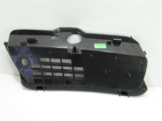 Grade Moldura Milha Golf Alemão 1992 1993 1994 1995 Direito - Foto 5