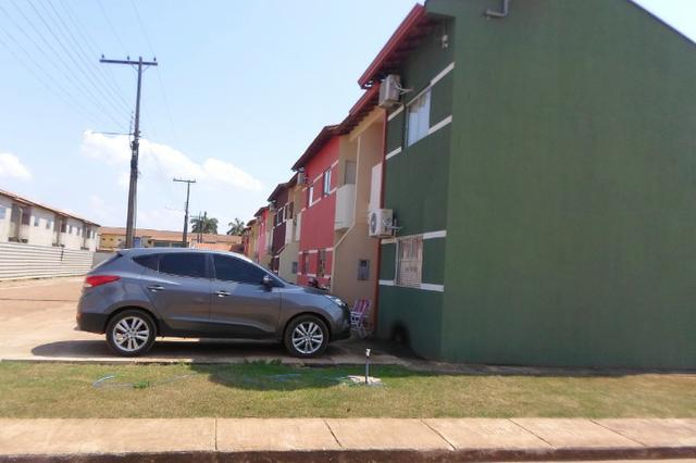 Vendo sobrado novo 2 quartos Cond. fechado b. Lagoa