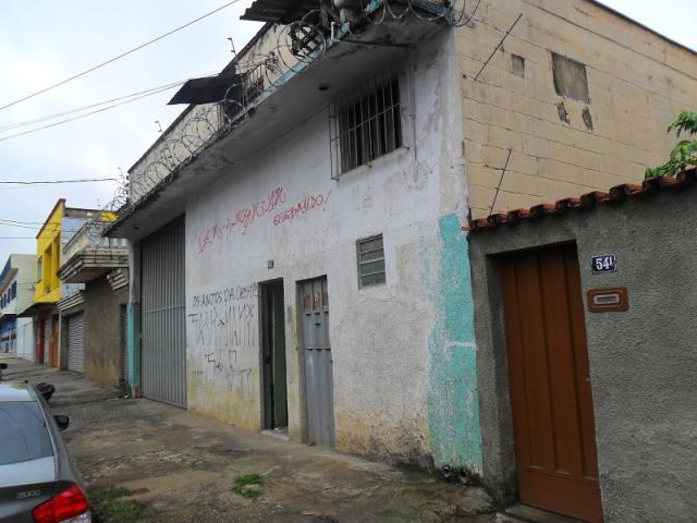 Galpão ponto comercial