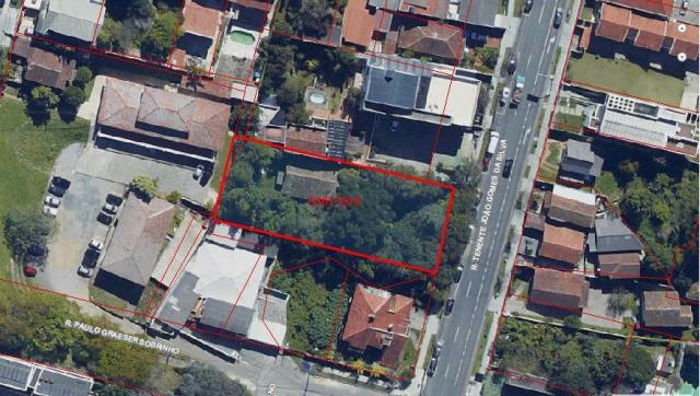 Terreno à venda no bairro Mercês
