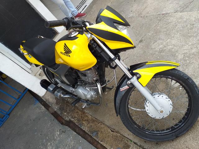 Moto titan moto de leilão 3mil reais