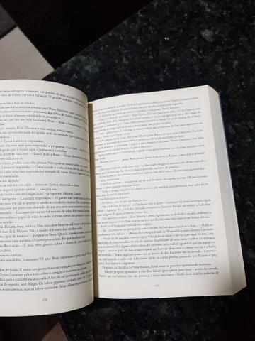 A Guerra dos Tronos Livro Um - Foto 2