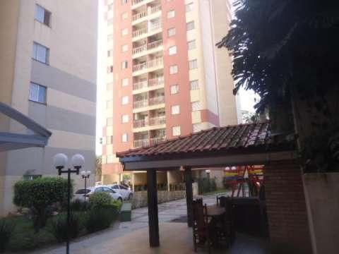 Apartamento com 2 Quartos à Venda