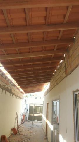Pedreiro e carpinteiro
