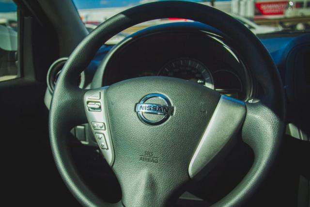 NISSAN VERSA 1.0 2020 - Foto 5