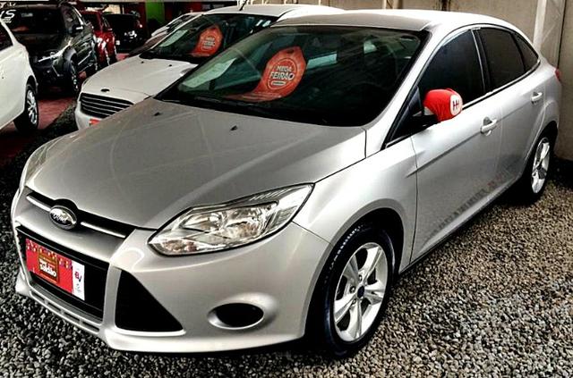 Focus Sedan 2.0 | 2013/2014 - Automático | (22) 2773-3391 - Foto 3