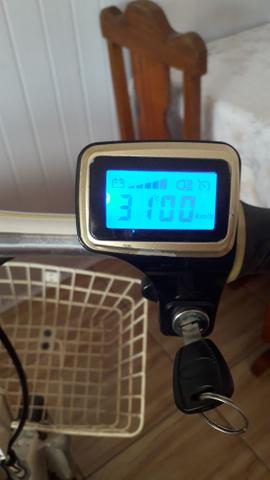 Triciclo elétrico com carregador - Foto 5