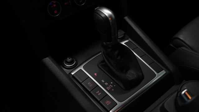 AMAROK 2018/2018 3.0 V6 TDI HIGHLINE CD DIESEL 4MOTION AUTOMÁTICO - Foto 8