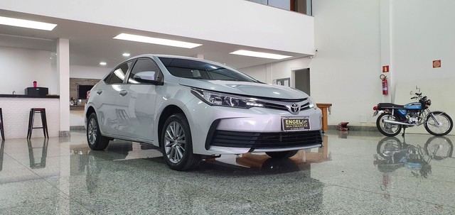 TOYOTA COROLLA GLI AUT.