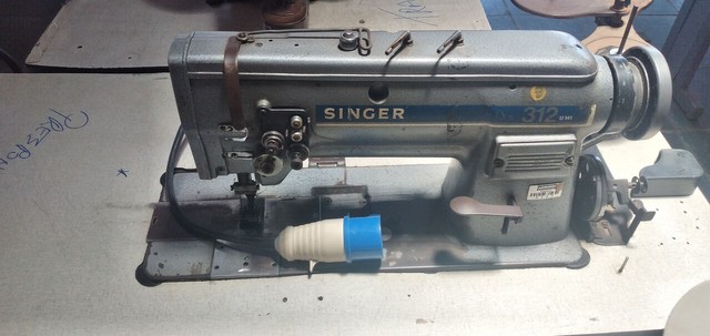 Maquina de costura industrial